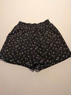 H&M Women’s Size 20 Black Palm Print Elastic Waist Casual Shorts